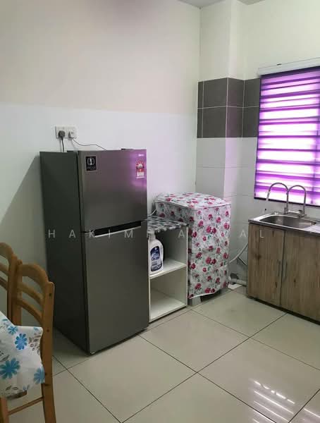 Simfoni Perdana & Irama Perdana @ LBS Alam Perdana untuk Untuk Disewa - RM 1,800 /bulan, Mac 2026 - Kitchen - PropertyGuru.com.my