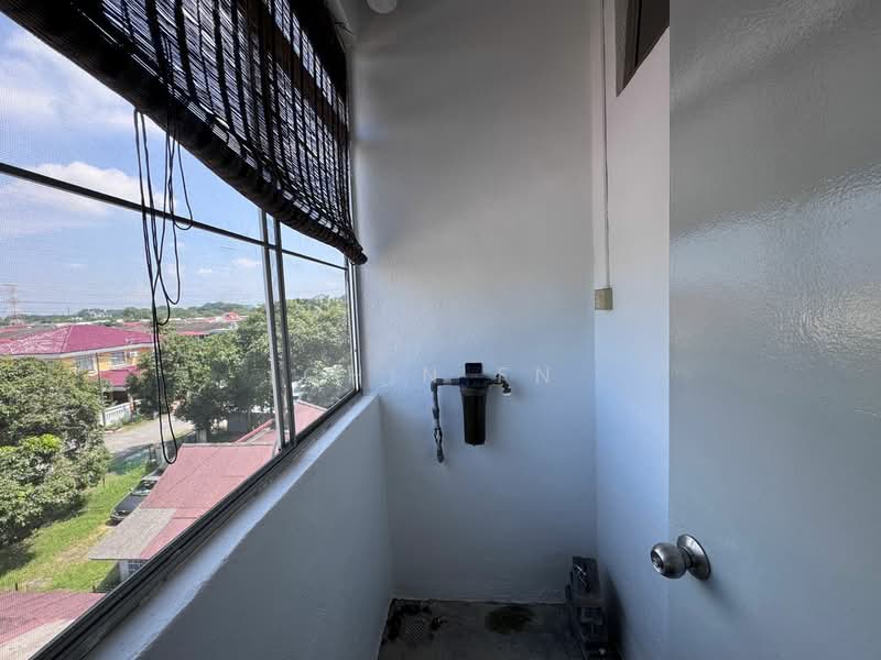 Flat for Sale at Pangsapuri Mata Kuching ( Flat ) - CHIN FN - Balcony - PropertyGuru.com.my