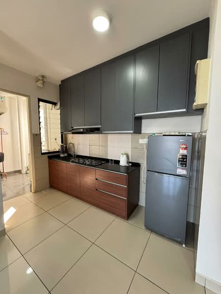 Service Residence for Rent at Woodsbury Suites - CY How - Kitchen - PropertyGuru.com.my