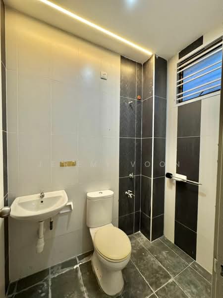 2-storey Terraced House for Sale in Johor Bahru (Johor) - Jeremy Voon - Bathroom - PropertyGuru.com.my