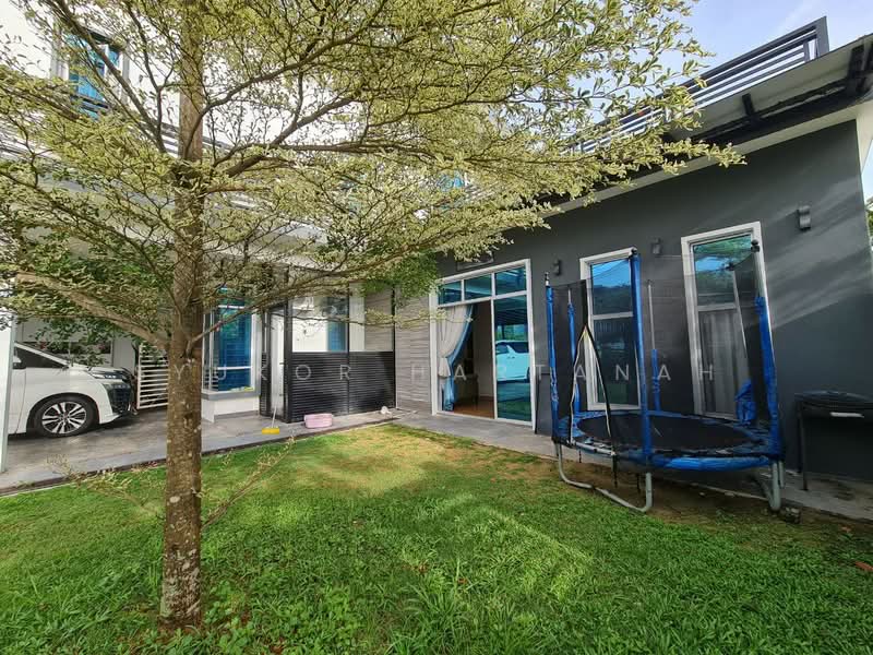 2-storey Terraced House for Sale in Puncak Alam (Selangor) - Syukor Hartanah - Exterior - PropertyGuru.com.my