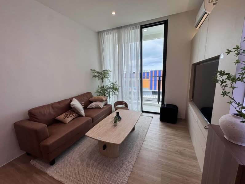 Service Residence for Sale at Abbertton Avenue - Leslie Loi - Living Room - PropertyGuru.com.my
