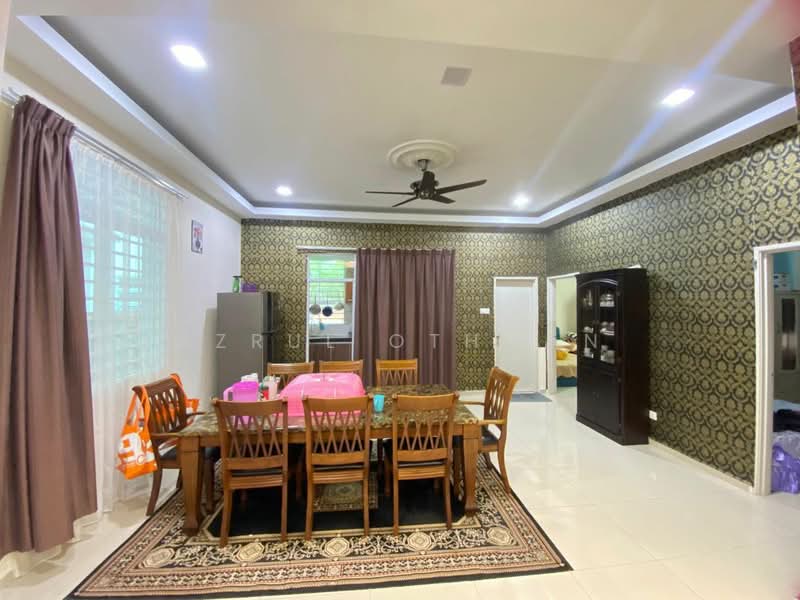 Bungalow for Sale in Taman Senawang Perdana (Senawang) - Azrul Othman - Dining Room - PropertyGuru.com.my