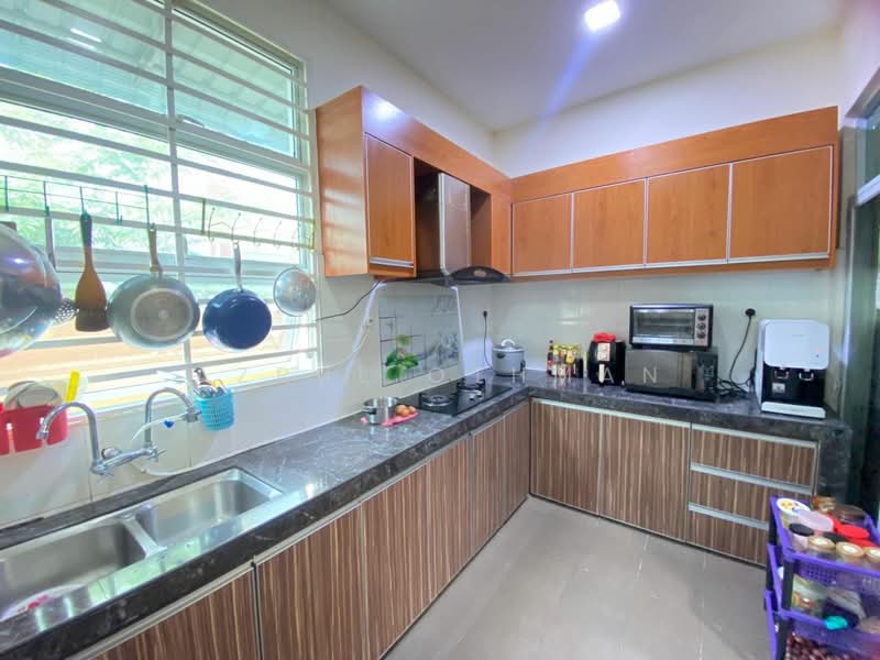 Bungalow for Sale in Taman Senawang Perdana (Senawang) - Azrul Othman - Kitchen - PropertyGuru.com.my