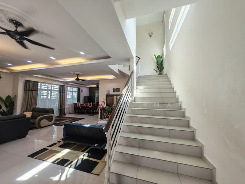 Bungalow for Sale in Taman Senawang Perdana (Senawang) - Azrul Othman - Living Room - PropertyGuru.com.my