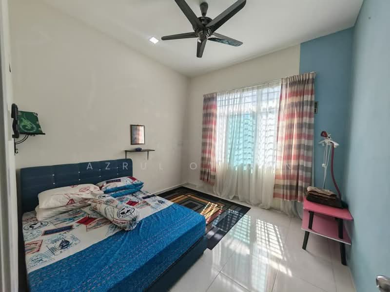 Bungalow for Sale in Taman Senawang Perdana (Senawang) - Azrul Othman - Bedroom - PropertyGuru.com.my