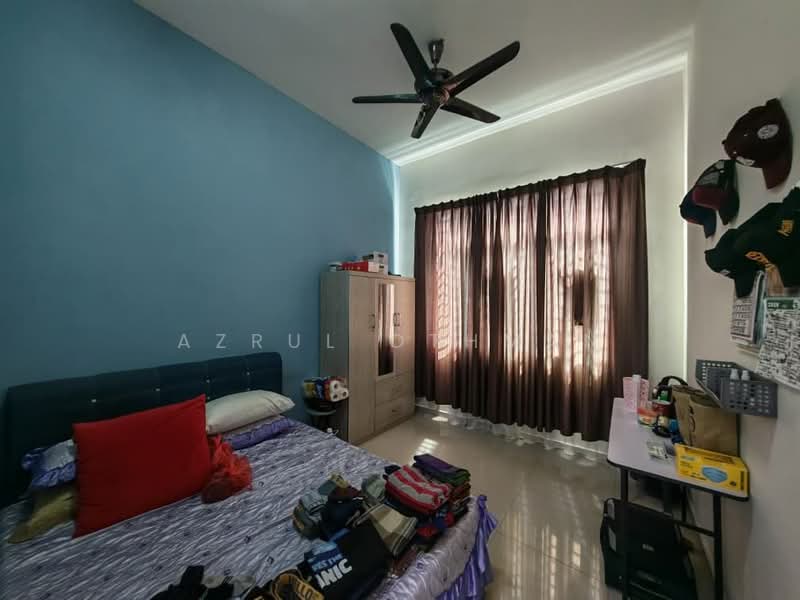 Bungalow for Sale in Taman Senawang Perdana (Senawang) - Azrul Othman - Bedroom - PropertyGuru.com.my