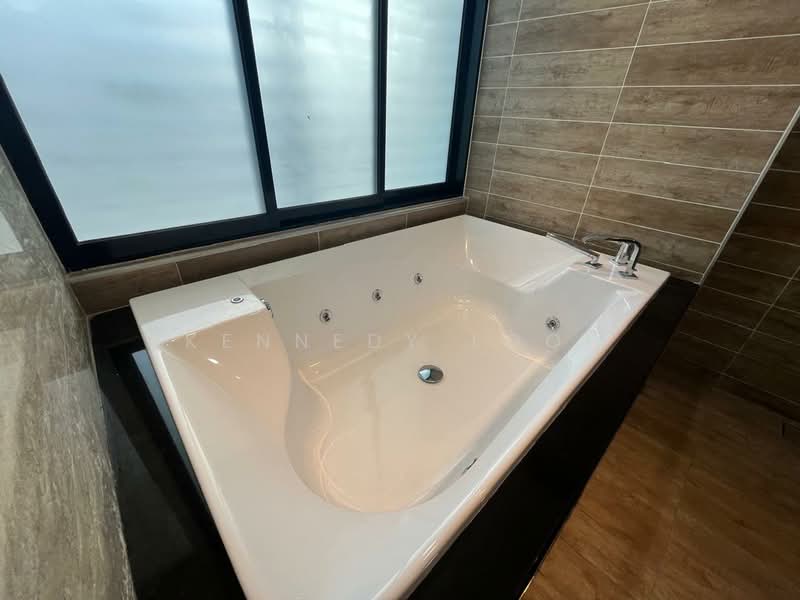 East Ledang Bungalow untuk Untuk Disewa - RM 18,000 /bulan, Feb 2026 - Bathroom - PropertyGuru.com.my