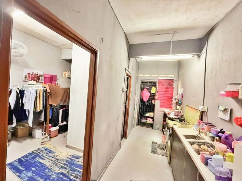 2-storey Terraced House for Sale in Bandar Seri Alam (Masai) - Sufi Norman - Corridor - PropertyGuru.com.my