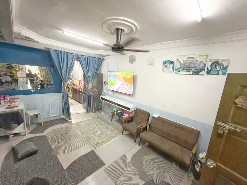 2-storey Terraced House for Sale in Bandar Seri Alam (Masai) - Sufi Norman - Living Room - PropertyGuru.com.my
