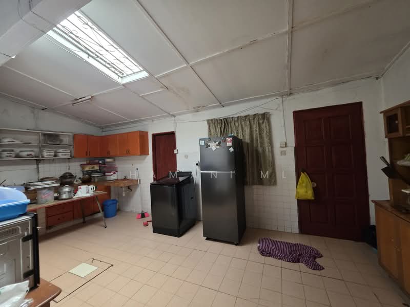 2-storey Terraced House for Sale in Medan Damansara (Damansara Heights) - Shamani ML - Kitchen - PropertyGuru.com.my