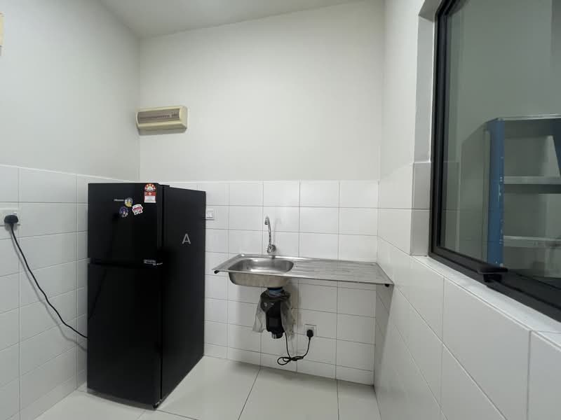 The Z Residence untuk Untuk Disewa - RM 2,200 /bulan, Feb 2026 - Kitchen - PropertyGuru.com.my