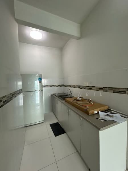 Condominium for Rent at Kristal View - Danny Nabil - Kitchen - PropertyGuru.com.my