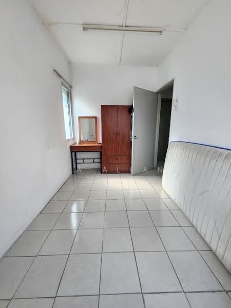 Taman Seri Cheras Jaya untuk Untuk Dijual - RM 430,000, Feb 2026 - Bedroom - PropertyGuru.com.my