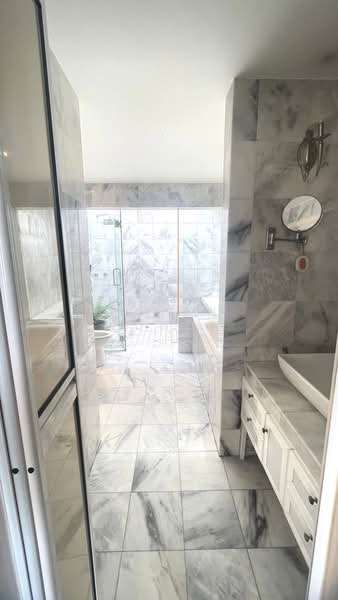 Condominium for Sale at Seri Maya Condominium - AIMAN ZUHDI - Bathroom - PropertyGuru.com.my