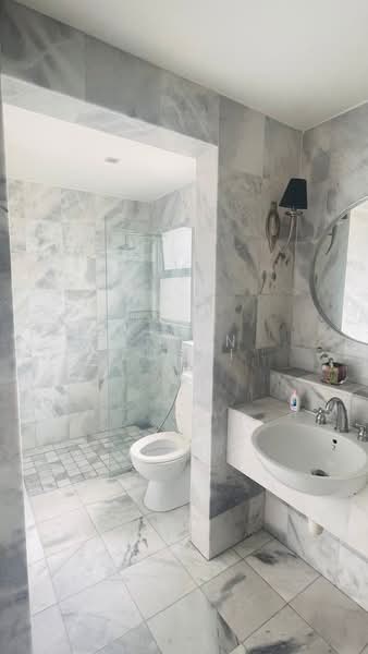 Condominium for Sale at Seri Maya Condominium - AIMAN ZUHDI - Bathroom - PropertyGuru.com.my