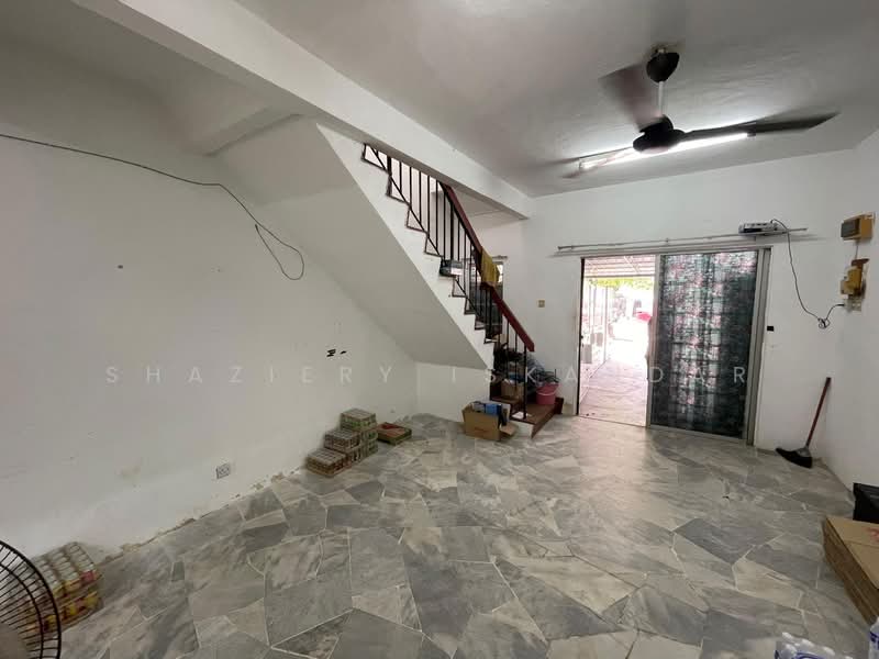 2-storey Terraced House for Sale in Batu Caves (Selangor) - Shaziery Iskandar - Interior - PropertyGuru.com.my