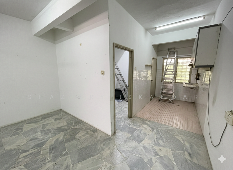 2-storey Terraced House for Sale in Batu Caves (Selangor) - Shaziery Iskandar - Kitchen - PropertyGuru.com.my