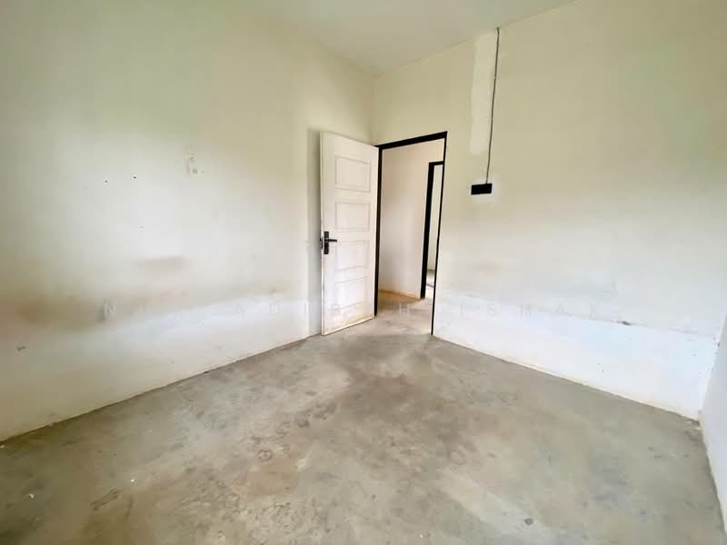 Bungalow with huge land Sungai Choh untuk Untuk Dijual - RM 438,000, Feb 2026 - Interior - PropertyGuru.com.my