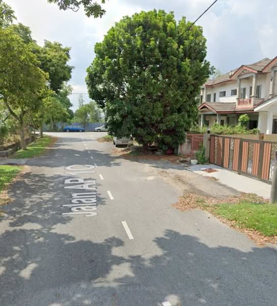 2-storey Terraced House for Sale in Alam Perdana (Puncak Alam) - Fifi Natasya - Exterior - PropertyGuru.com.my