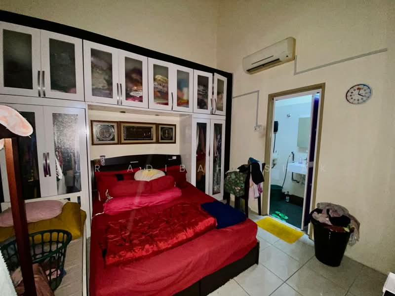Renovated & extended terrace Taman Raja Tun Uda untuk Untuk Dijual - RM 390,000, Feb 2026 - PropertyGuru.com.my