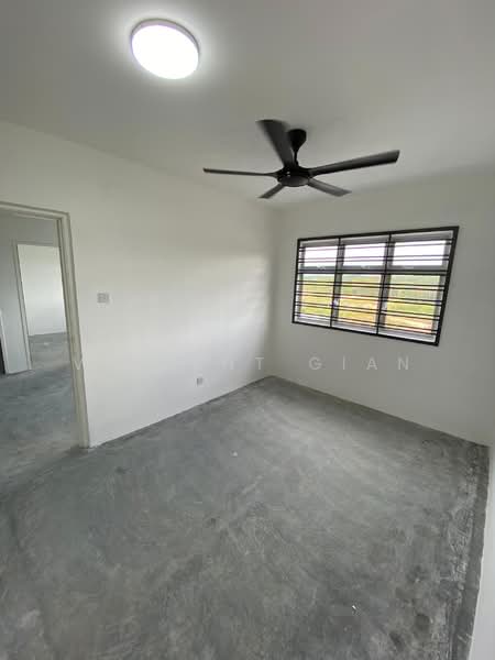Apartment for Rent at Pangsapuri Flora Indah - Vincent Gian - Interior - PropertyGuru.com.my