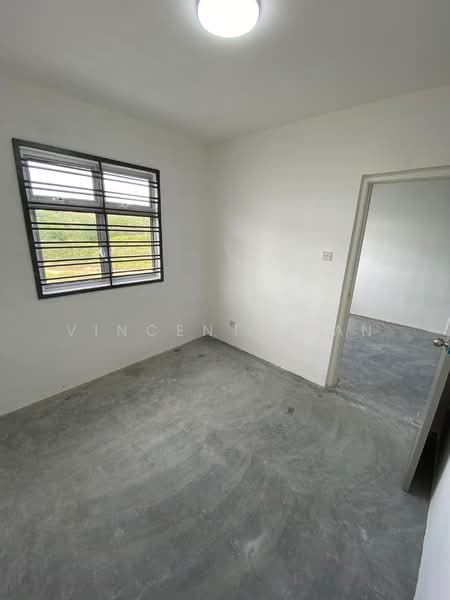Apartment for Rent at Pangsapuri Flora Indah - Vincent Gian - Interior - PropertyGuru.com.my