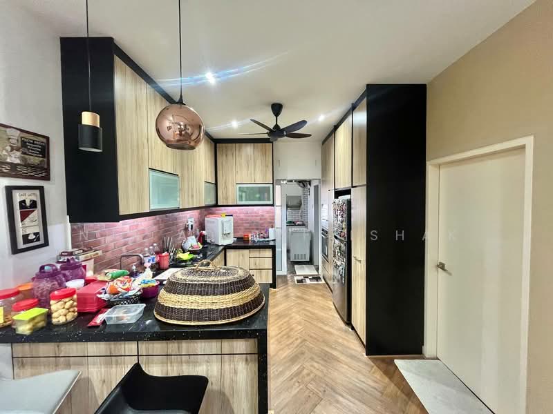 2-storey Terraced House for Sale in Sepang (Selangor) - Nur Adibah Ishak - Kitchen - PropertyGuru.com.my