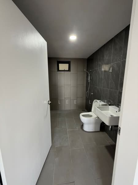 Tuai Residence untuk Untuk Disewa - RM 2,200 /bulan, Feb 2026 - Bathroom - PropertyGuru.com.my