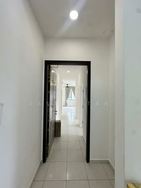 Eco Forest Birchpark Upper Floor Guarded and Gated Semenyih For Rent untuk Untuk Disewa - RM 1,400 /bulan, Feb 2026 - Corridor - PropertyGuru.com.my