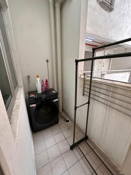 The Arc untuk Untuk Disewa - RM 1,400 /bulan, Feb 2026 - Balcony - PropertyGuru.com.my