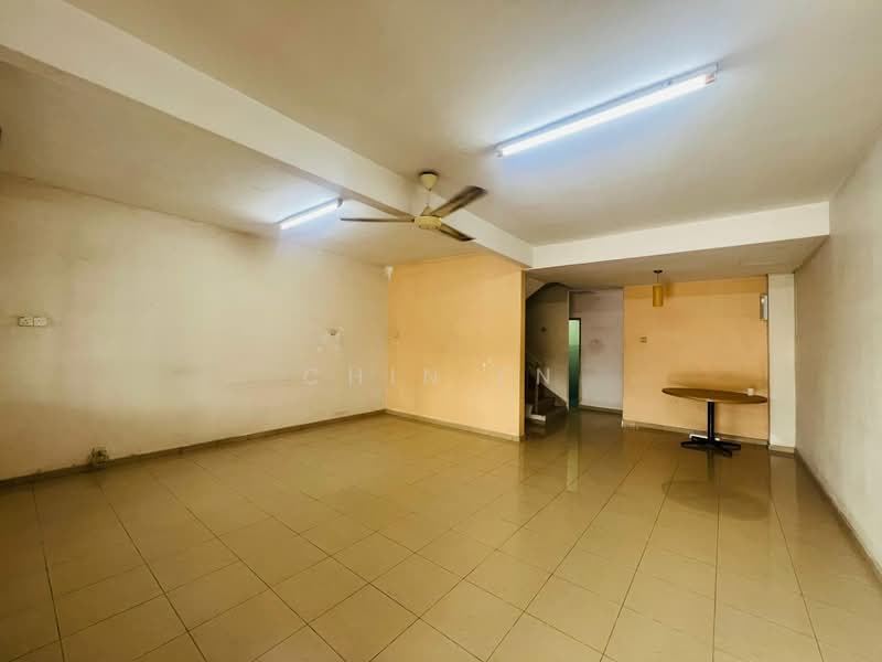 2-storey Terraced House for Sale in Taman Gadong Perdana (Melaka City) - CHIN FN - Living Room - PropertyGuru.com.my