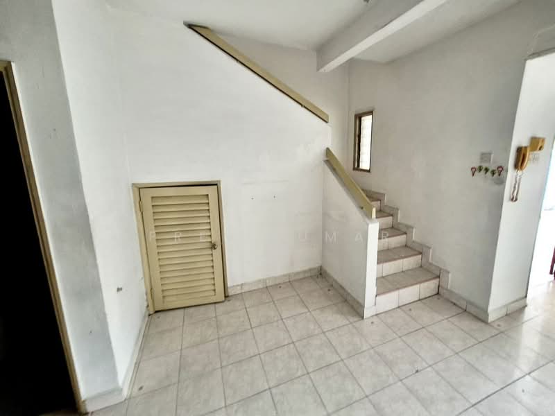 2-storey Terraced House for Sale in Usj 13 (Subang Jaya) - Prem Kumar - Interior - PropertyGuru.com.my