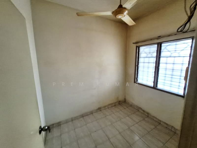 2-storey Terraced House for Sale in Usj 13 (Subang Jaya) - Prem Kumar - Interior - PropertyGuru.com.my