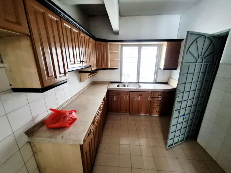 2-storey Terraced House for Sale in Usj 13 (Subang Jaya) - Prem Kumar - Kitchen - PropertyGuru.com.my