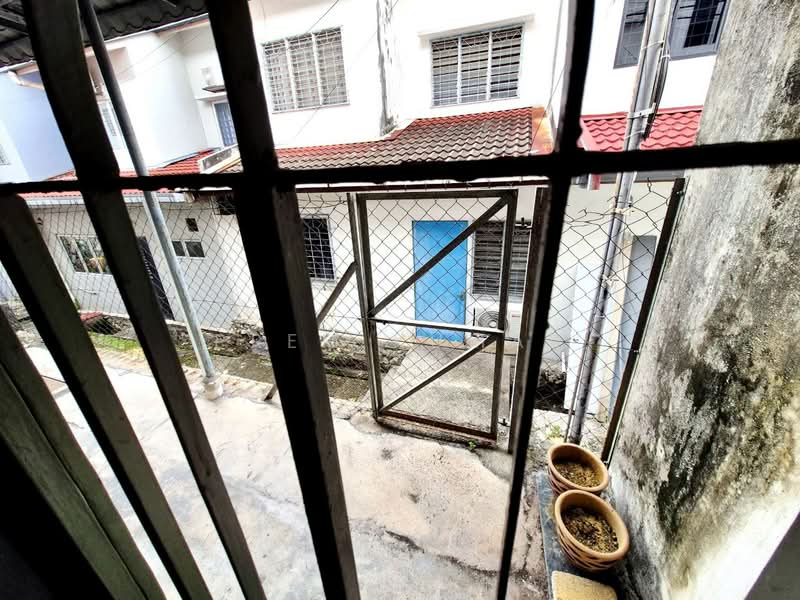 2-storey Terraced House for Sale in Usj 13 (Subang Jaya) - Prem Kumar - Exterior - PropertyGuru.com.my