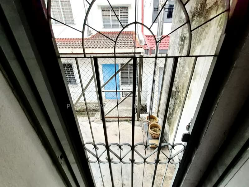 2-storey Terraced House for Sale in Usj 13 (Subang Jaya) - Prem Kumar - Exterior - PropertyGuru.com.my