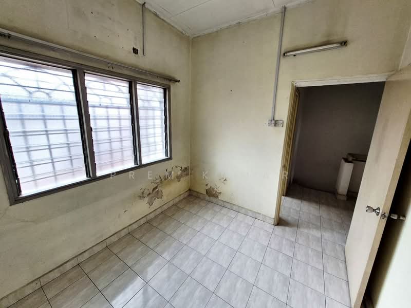 2-storey Terraced House for Sale in Usj 13 (Subang Jaya) - Prem Kumar - Interior - PropertyGuru.com.my