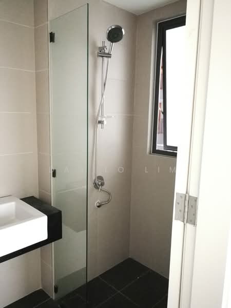 Condominium for Sale at Altitude 236 - Danilo Lim - Bathroom - PropertyGuru.com.my