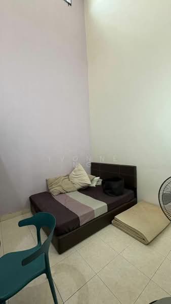 1-storey Terraced House for Sale in Taman Kempas Indah (Tebrau) - Yvonne Ng - Bedroom - PropertyGuru.com.my