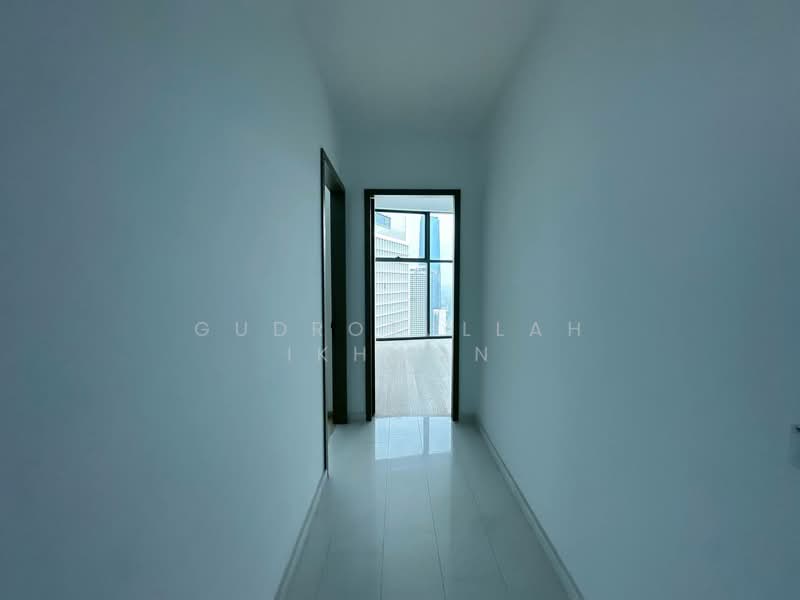 Service Residence for Sale at Eaton Residence - Gudrotullah Ikhwan - Corridor - PropertyGuru.com.my