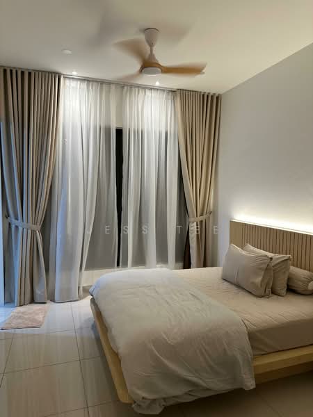 Flat for Rent at EMBER @ Eco Ardence - Jess Tee - Bedroom - PropertyGuru.com.my