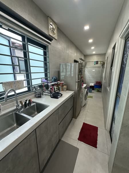 2-storey Terraced House for Sale in Shah Alam (Selangor) - Jess Tee - Kitchen - PropertyGuru.com.my