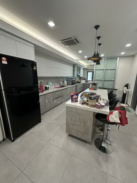 2-storey Terraced House for Sale in Shah Alam (Selangor) - Jess Tee - Kitchen - PropertyGuru.com.my