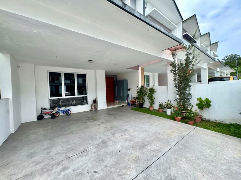 2-storey Terraced House for Sale in Tropicana Heights (Kajang) - Zarema Kulbuzheva - Exterior - PropertyGuru.com.my