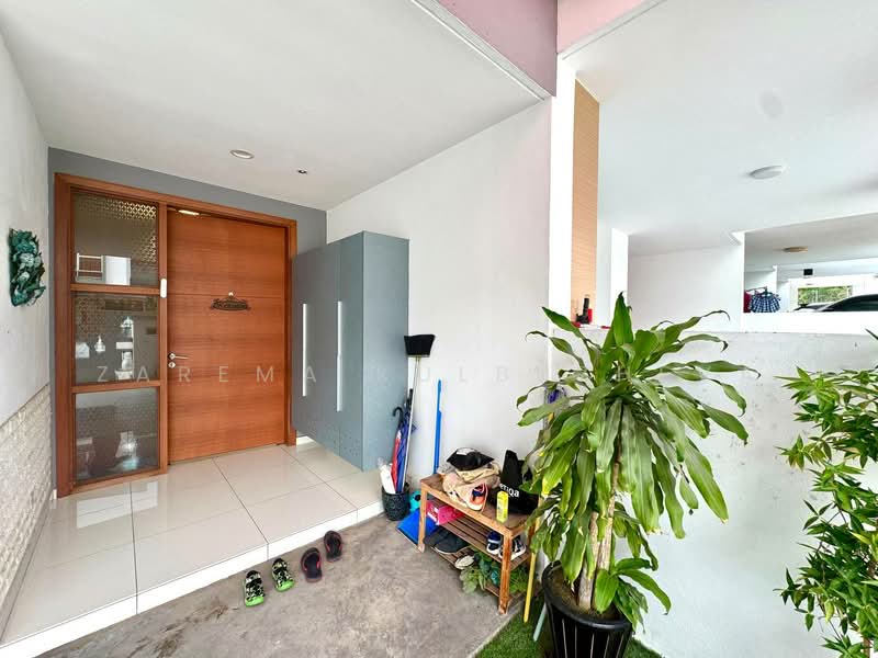 2-storey Terraced House for Sale in Tropicana Heights (Kajang) - Zarema Kulbuzheva - Entrance - PropertyGuru.com.my