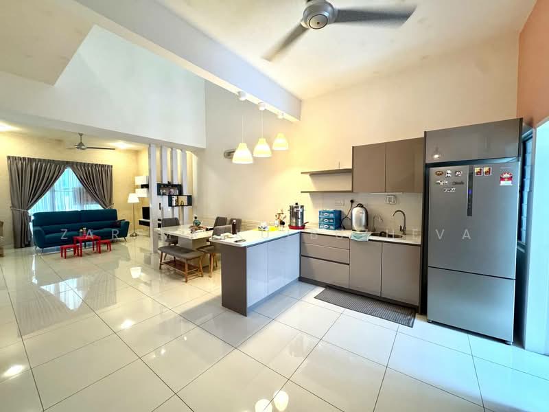 2-storey Terraced House for Sale in Tropicana Heights (Kajang) - Zarema Kulbuzheva - Living Room - PropertyGuru.com.my