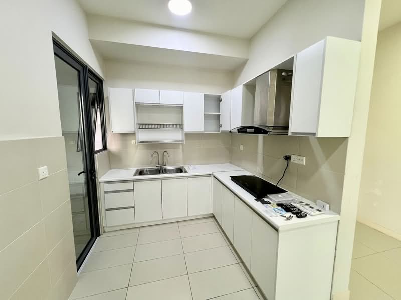 Condominium for Sale at A'Marine Condominium - Zach Gan - Kitchen - PropertyGuru.com.my