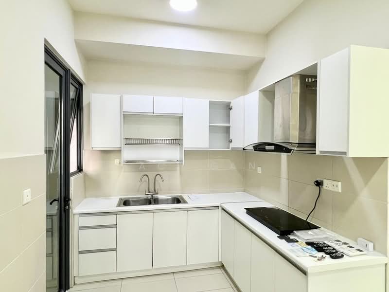 Condominium for Sale at A'Marine Condominium - Zach Gan - Kitchen - PropertyGuru.com.my