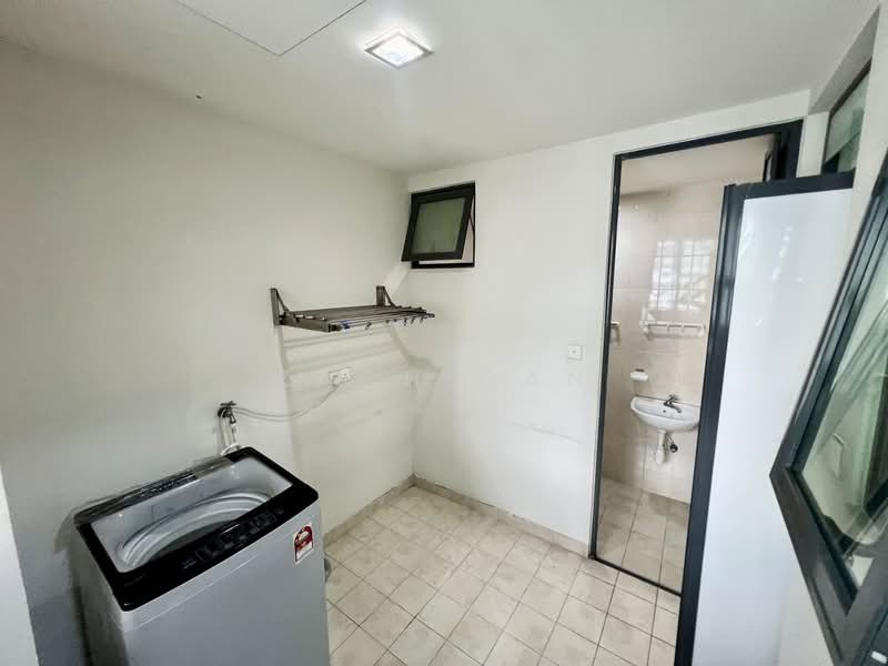 Condominium for Sale at A'Marine Condominium - Zach Gan - Bathroom - PropertyGuru.com.my